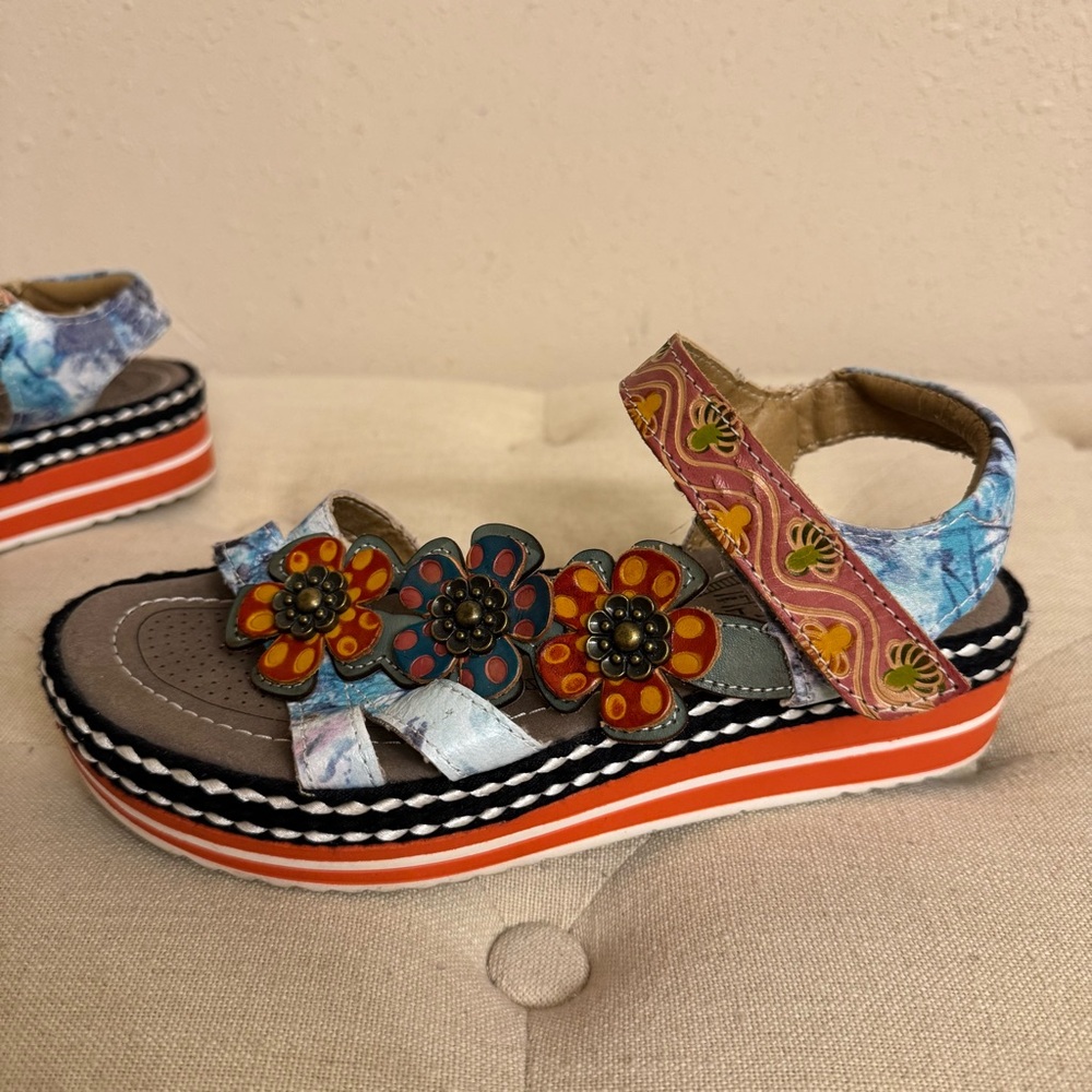 L'ATISTE Multicolor Floral Platform Sandals - Blue, Orange, Pink - Picture 5 of 12
